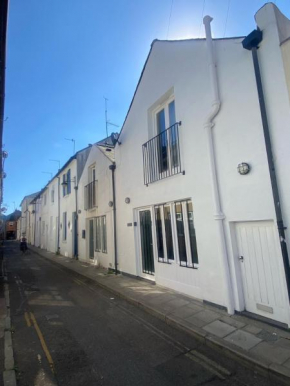 Mrs Butler’s Mews House